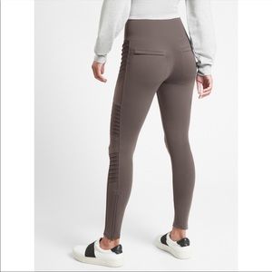 ❤️HP❤️Athleta - Delancey Gleam Moto Taupe High-Rise Tights - Back Pockets - Sz L